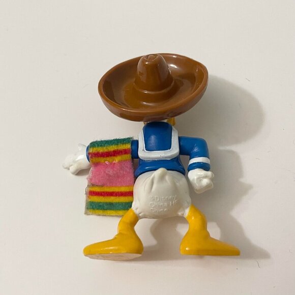 Disney Donald Duck Mexican Hat Three Caballeros 3" Tall Vinyl Figurine Toy - Picture 9 of 12